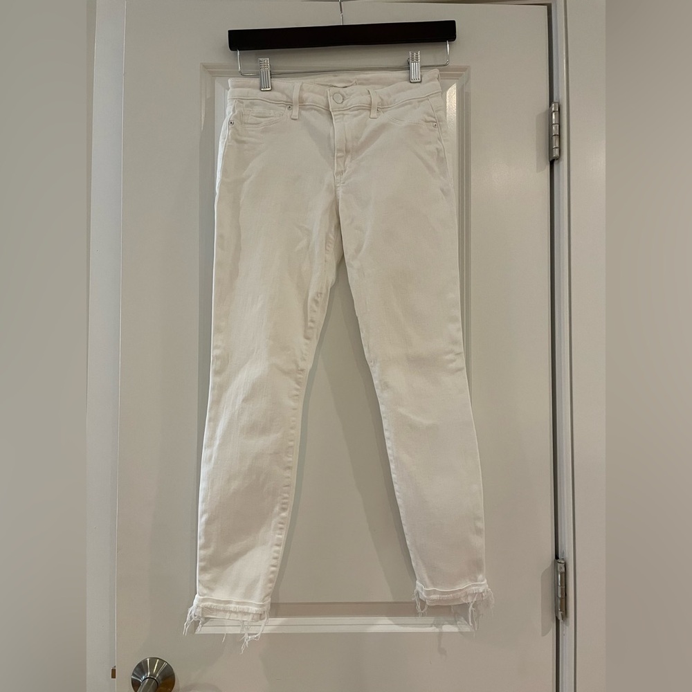 Joe’s Jeans white skinny jeans with frayed ankle size 26